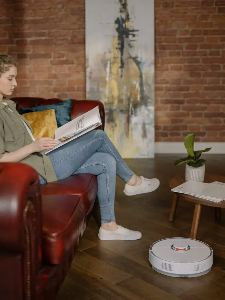 The Quietest Robot Vacuums Of 2022 Reviews And Buyer's Guide