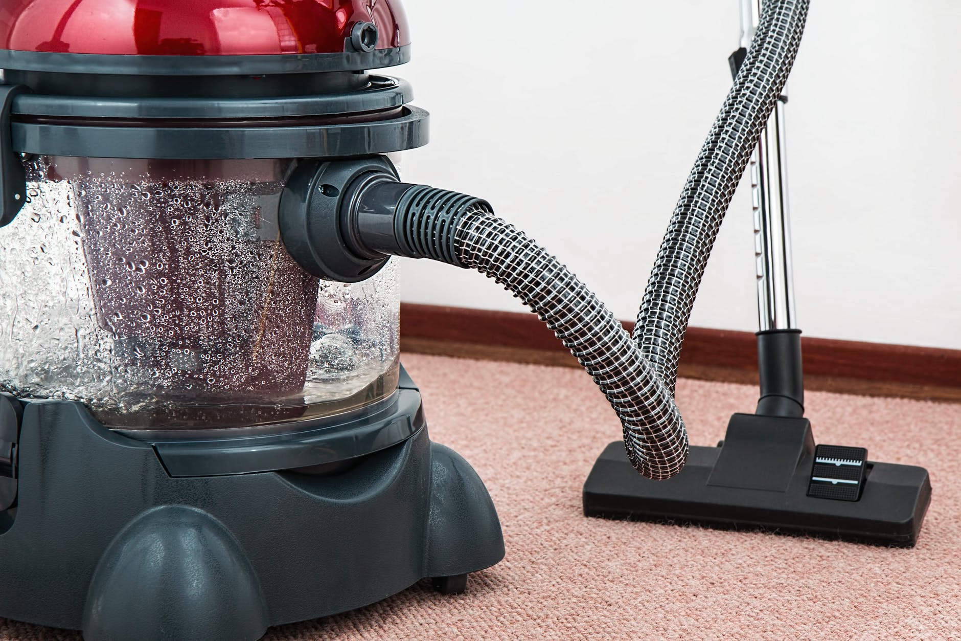 Quietest Handheld Vacuum Reviews And Buyer's Guide